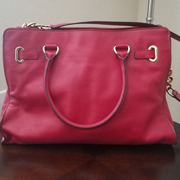 NWT Michael Kors Grommet leather handbag - Picture 3 of 8